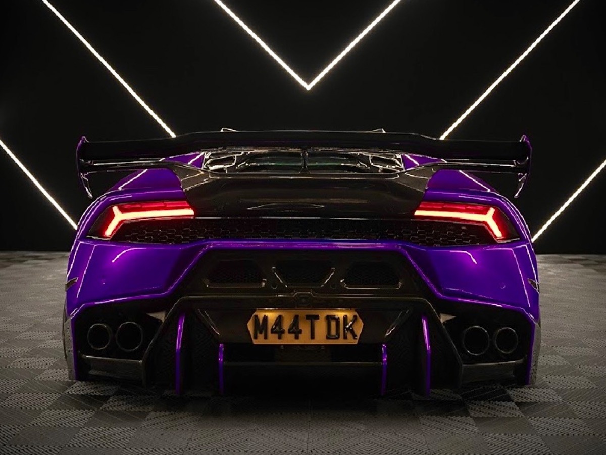 2017 Lamborghini Huracan Image 3