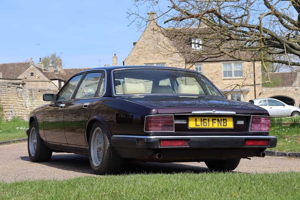 1994 Jaguar XJ Image 5