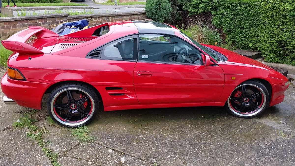 1999 Toyota Mr2 Image 2