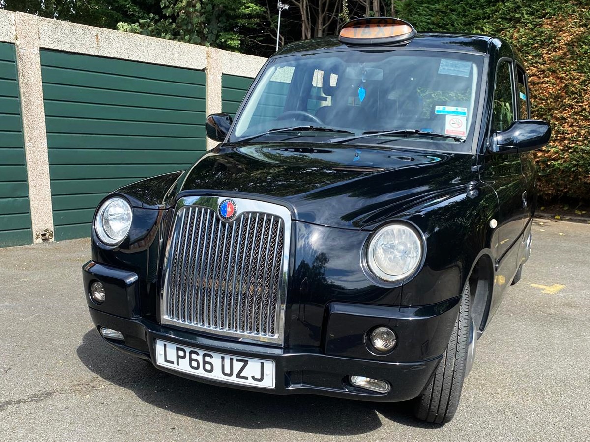 2017 London Taxi Company TX4 Image 1