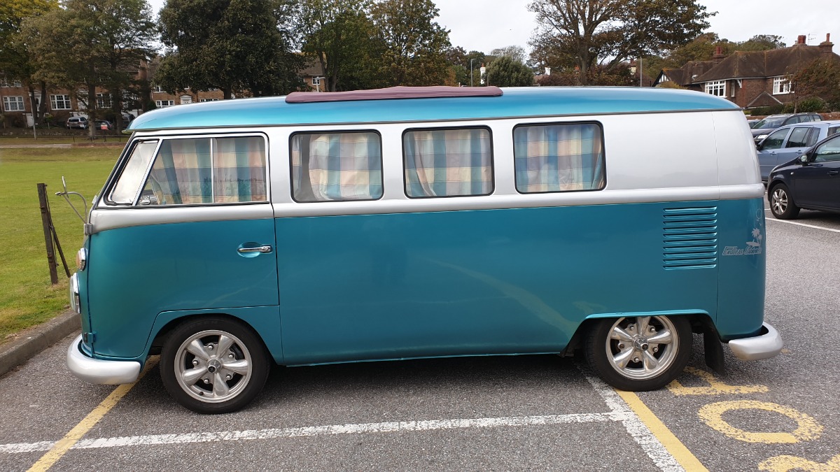 1967 Volkswagen T2 Camper Van / Bus Image 3