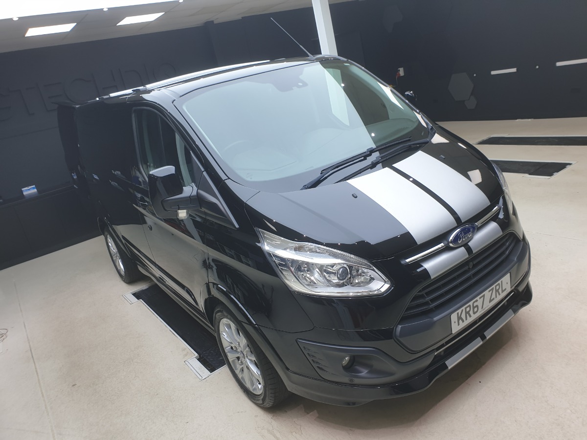 2017 Ford Transit Custom Image 2