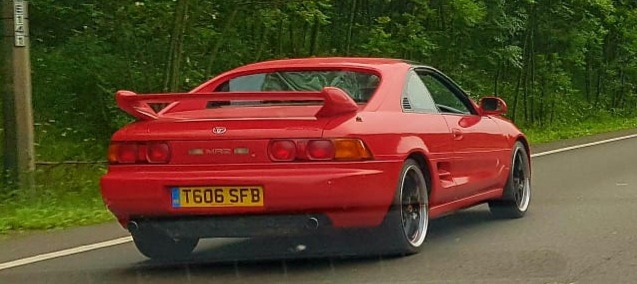 1999 Toyota Mr2 Image 4