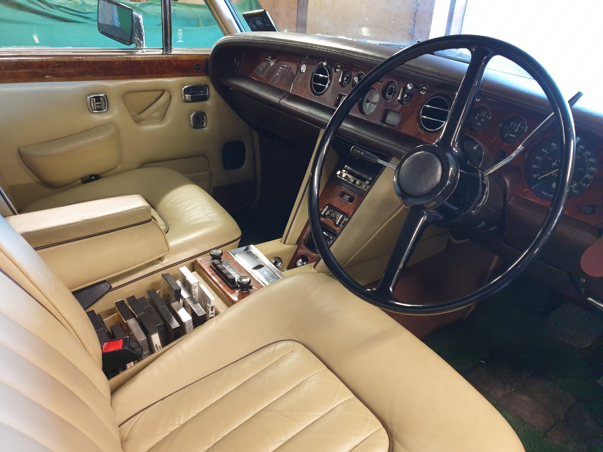 1977 Rolls-Royce Silver Shadow Image 10