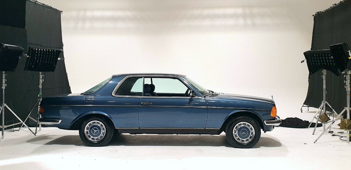 1983 Mercedes-Benz 230 Image 5