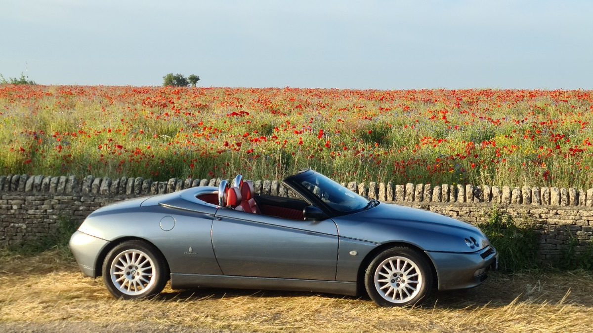 2002 Alfa Romeo Spider Image 4