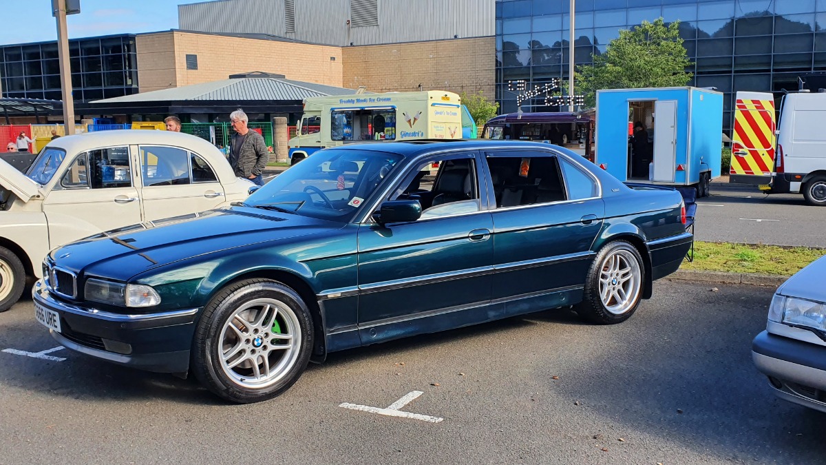 1997 BMW 7 Series Image 7