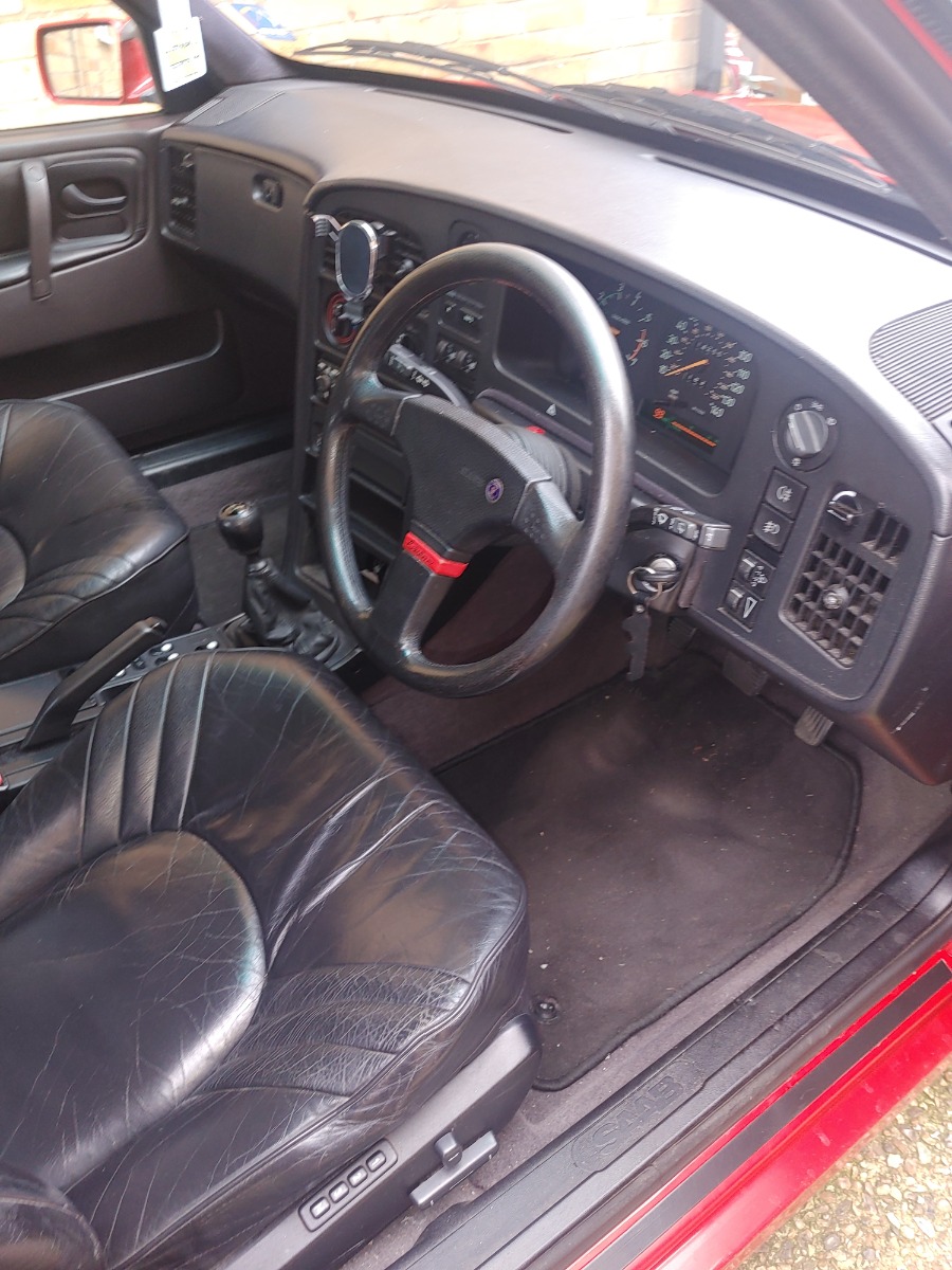 1991 Saab 9000 Image 3