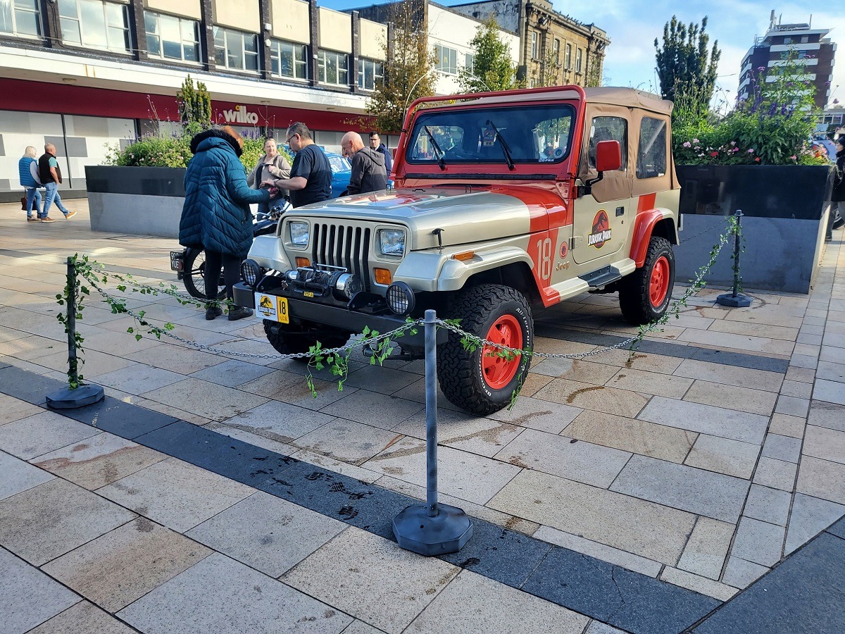 1994 Jeep Wrangler Image 2
