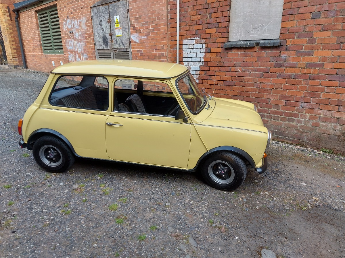 1983 Austin Mini Image 2
