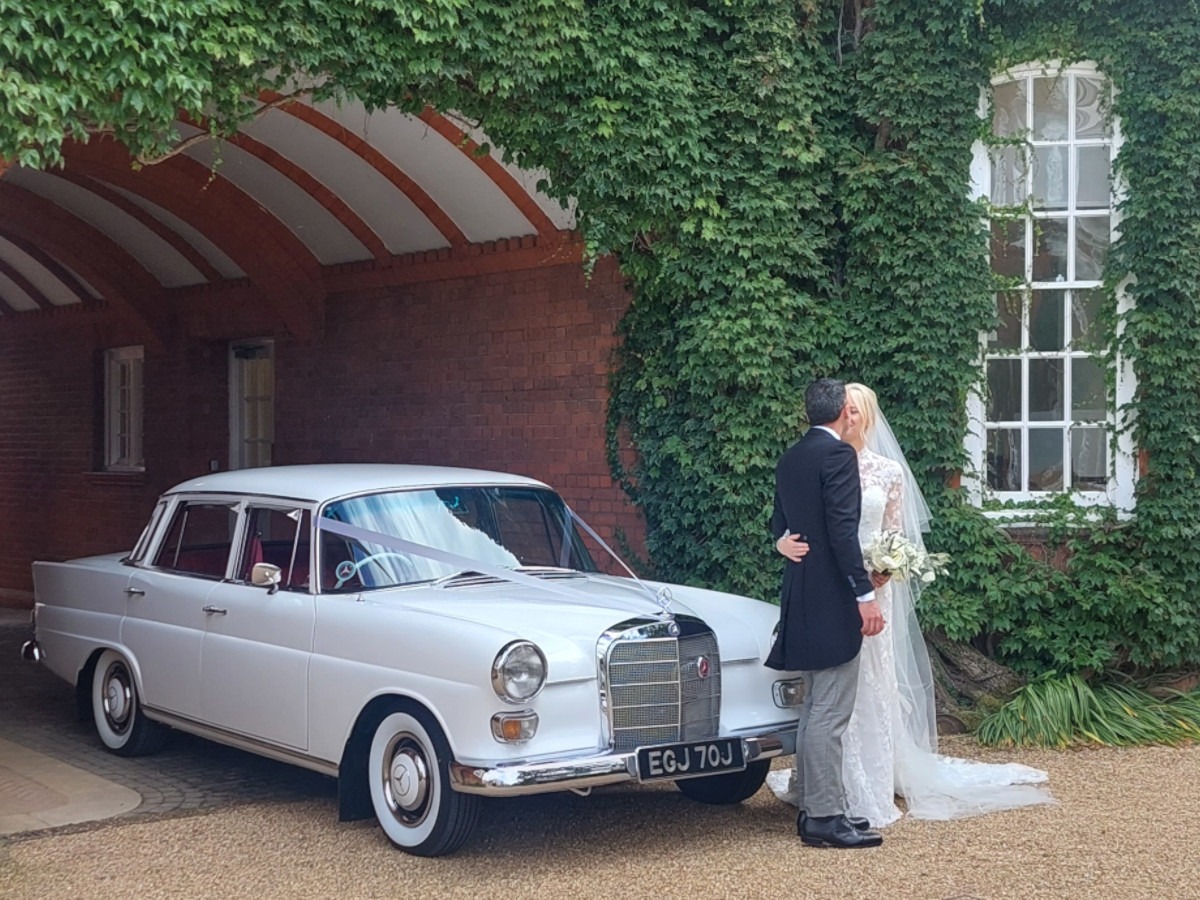 1967 Mercedes-Benz 200 Image 7