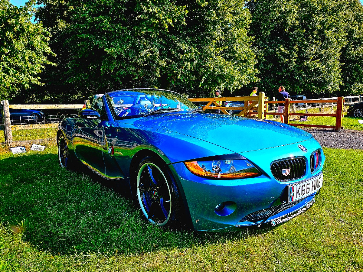 2005 BMW Z4 Image 1