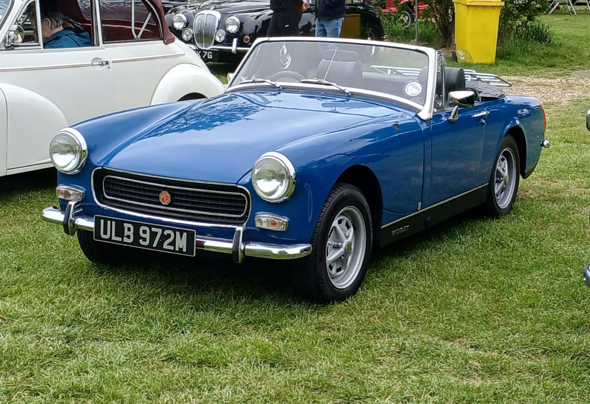 1974 MG Midget Image 1
