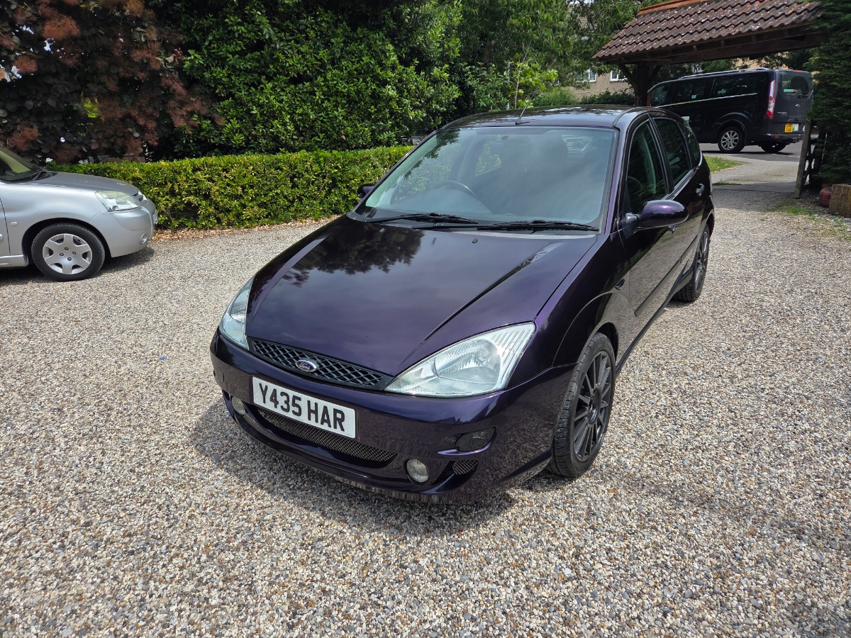 1991 Ford Focus Image 1