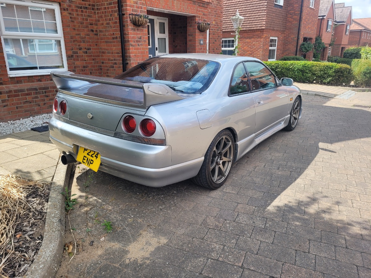1996 Nissan Skyline Image 6