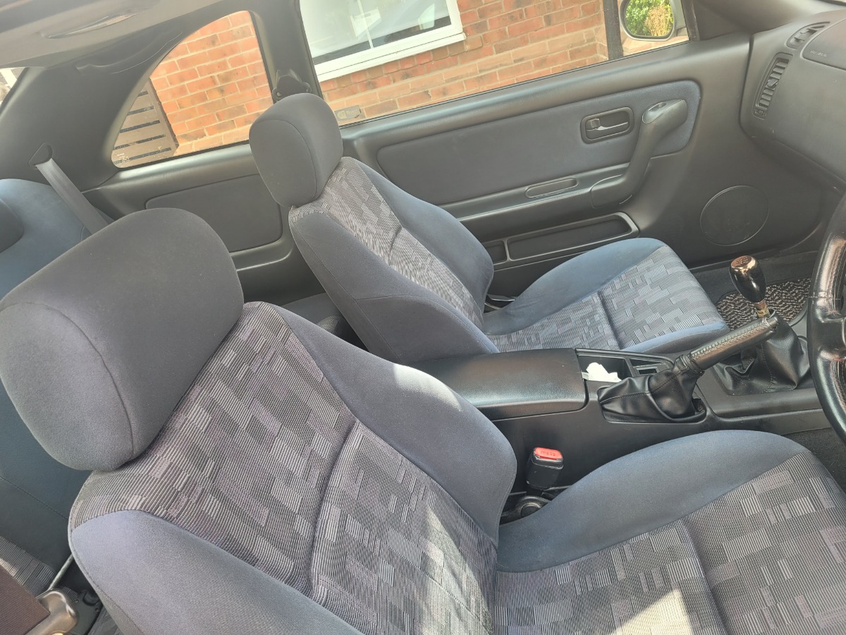 1996 Nissan Skyline Image 4