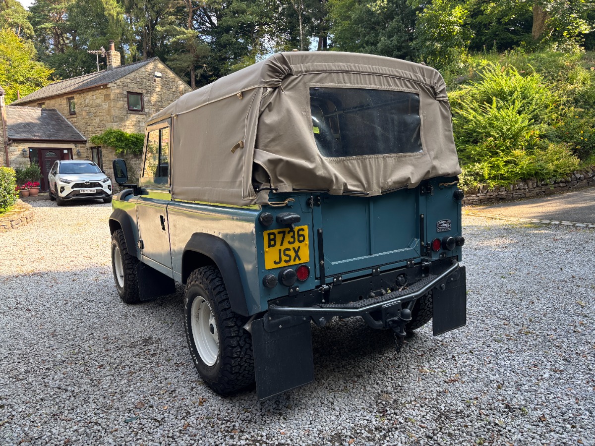 1984 Land Rover 90 Image 4
