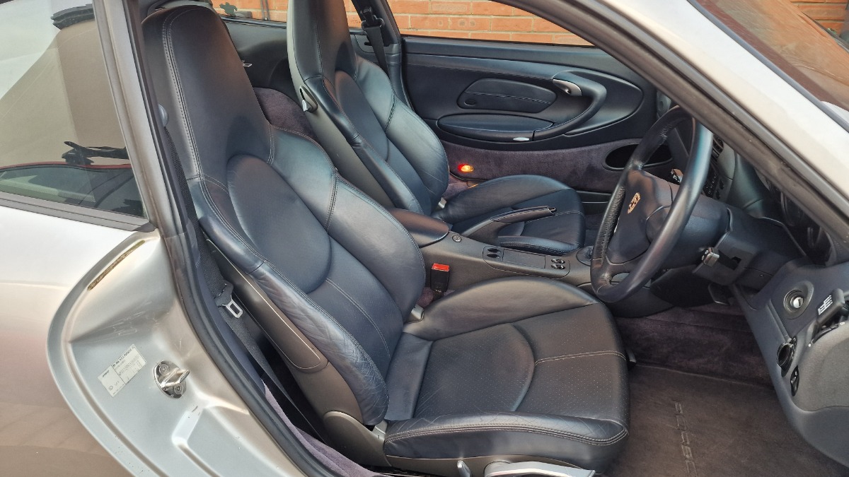 1997 Porsche 911 Image 8