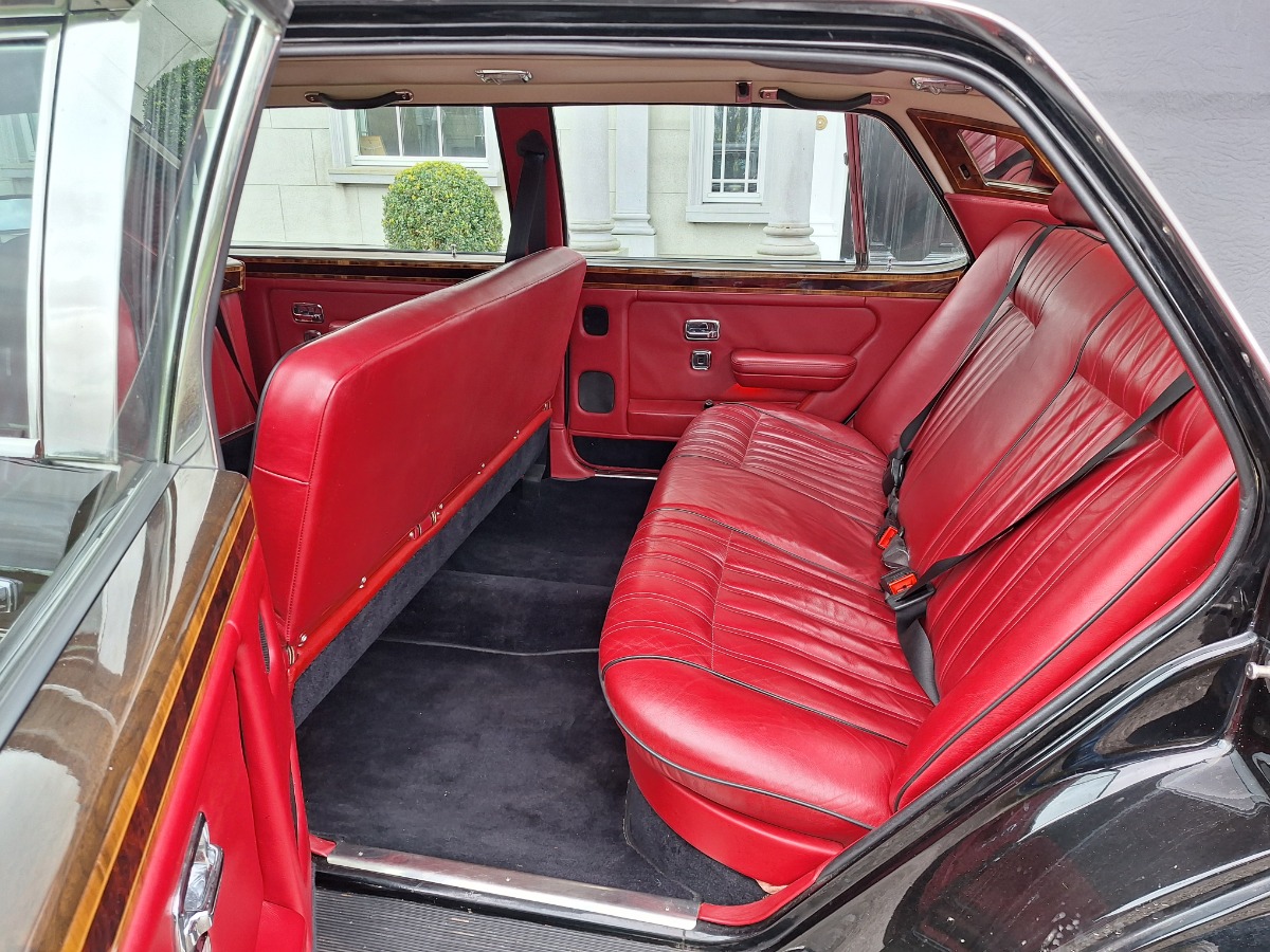 1994 Rolls-Royce Silver Spur Image 8