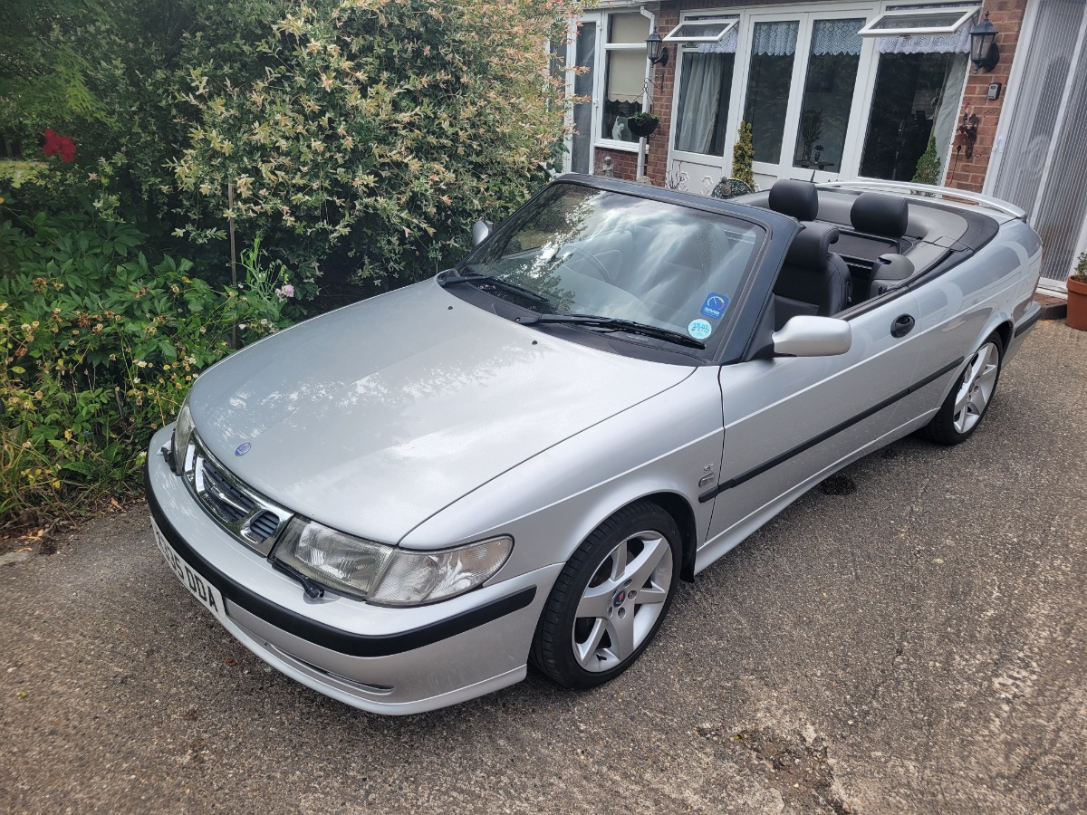 2001 Saab 9-3 Image 1