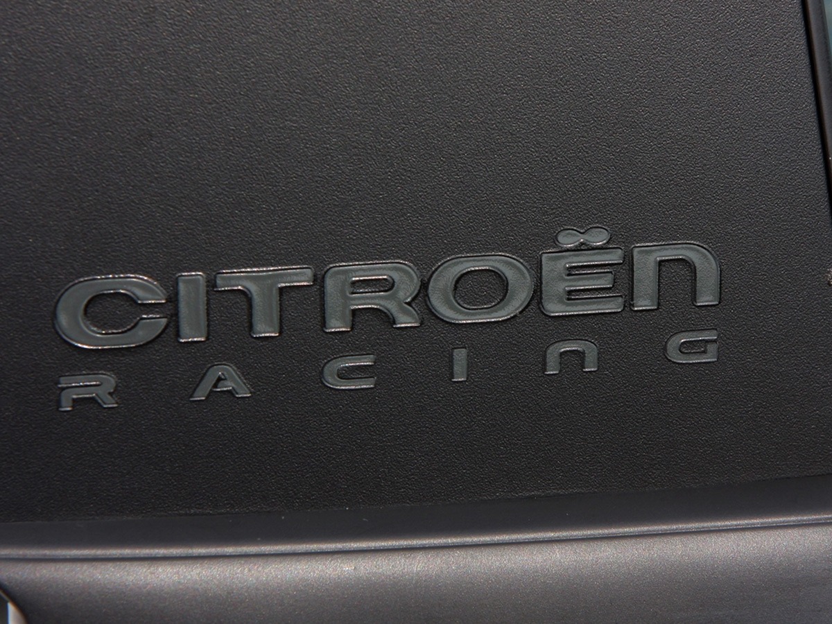 2011 Citroen DS3 Image 5