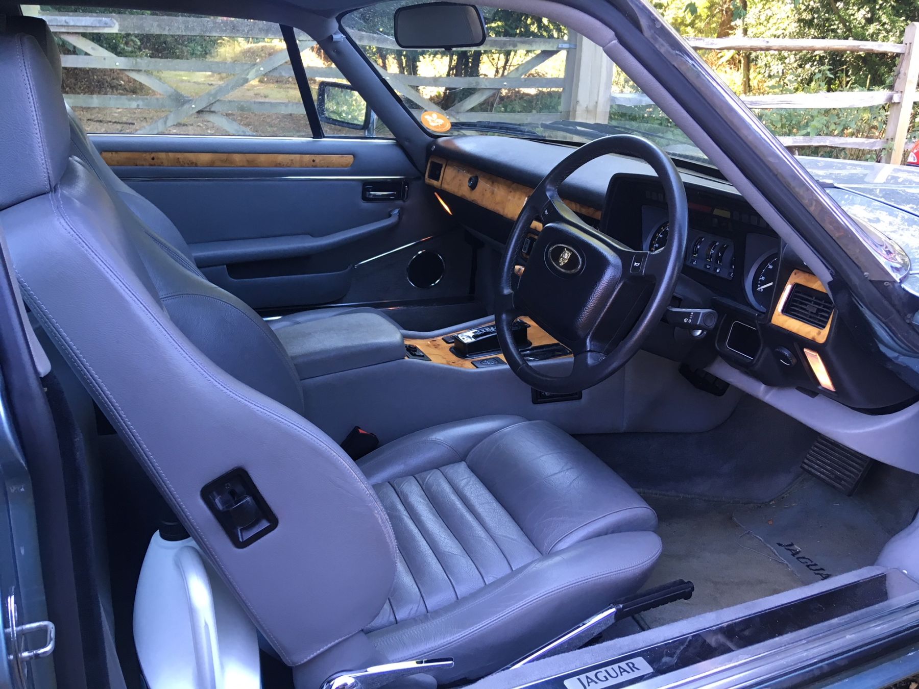 1990 Jaguar XJS Image 3