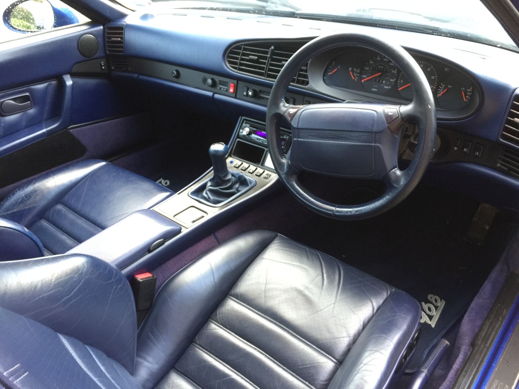 1992 Porsche 968 Coupe Image 2