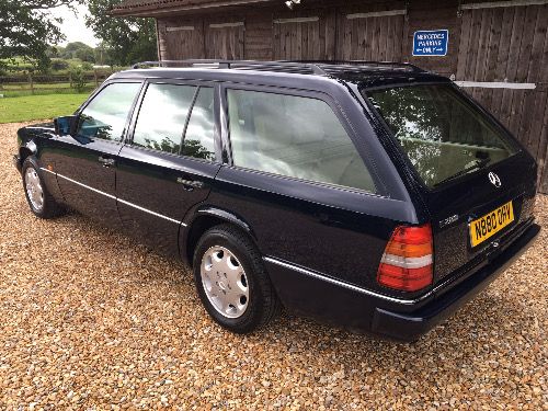 1995 Mercedes-Benz E-Class Image 3