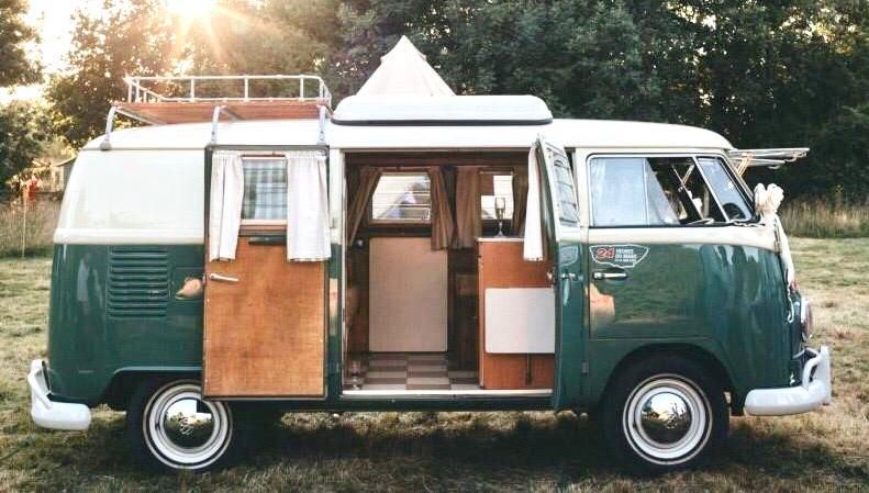 1967 Volkswagen T2 Camper Van / Bus Image 3