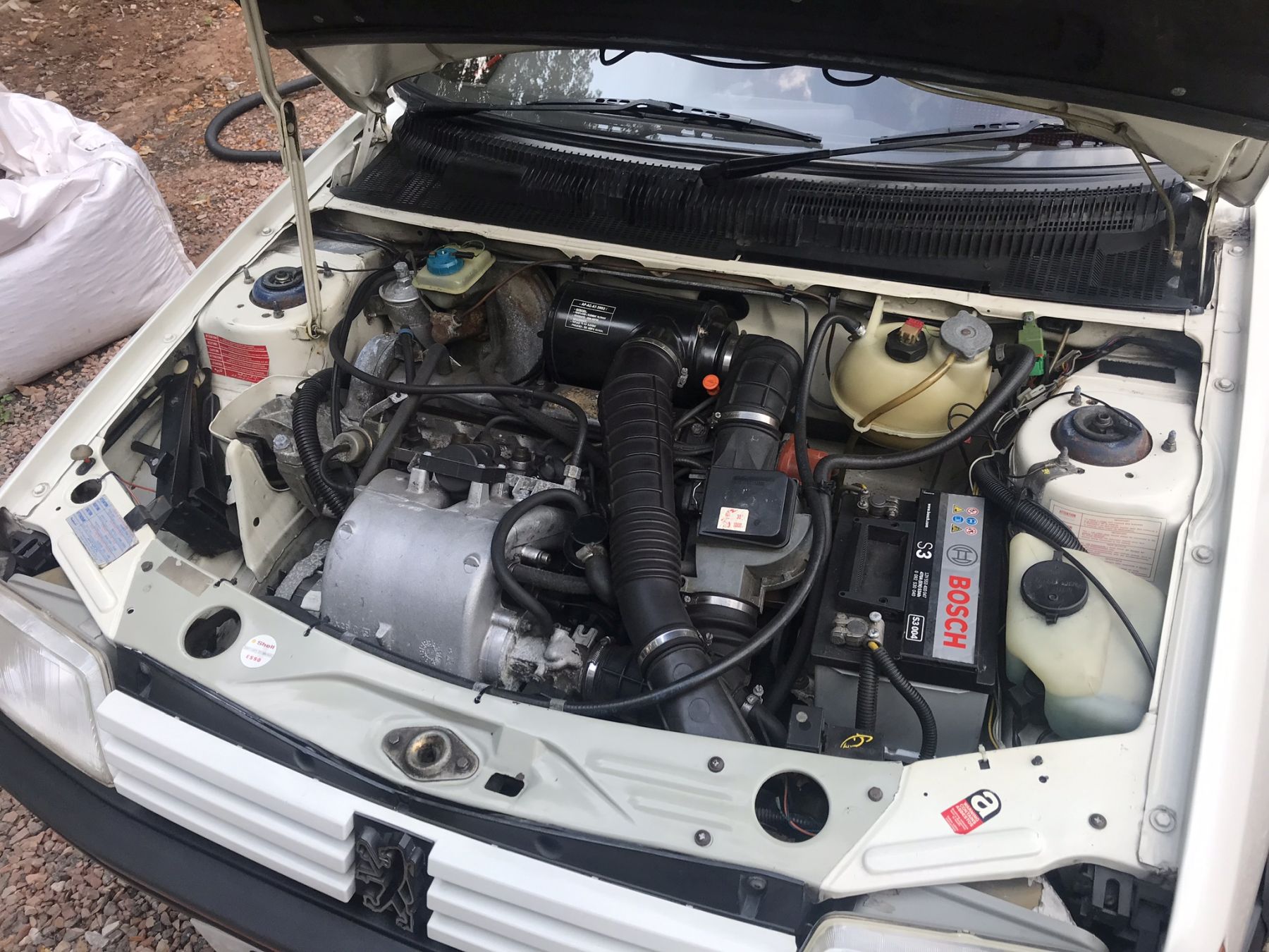 1990 Peugeot 205 Image 3