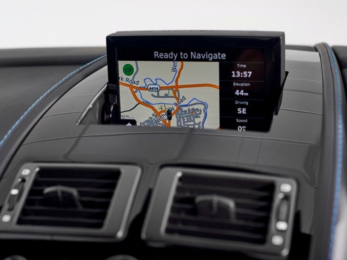 2013 Aston Martin V12 Vantage Image 13