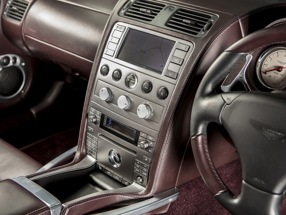 2007 Aston Martin Vanquish S Image 12