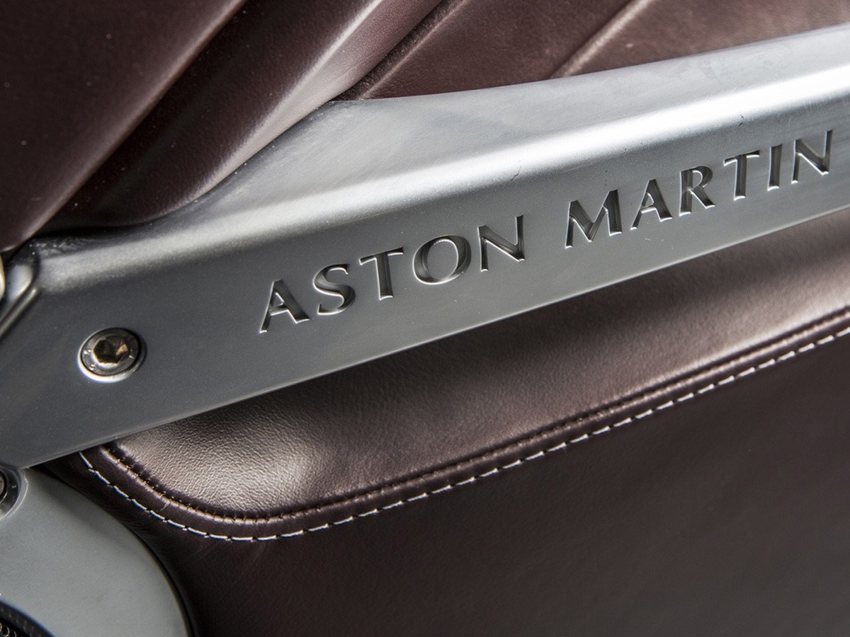 2007 Aston Martin Vanquish S Image 16