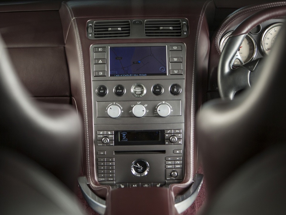 2007 Aston Martin Vanquish S Image 21