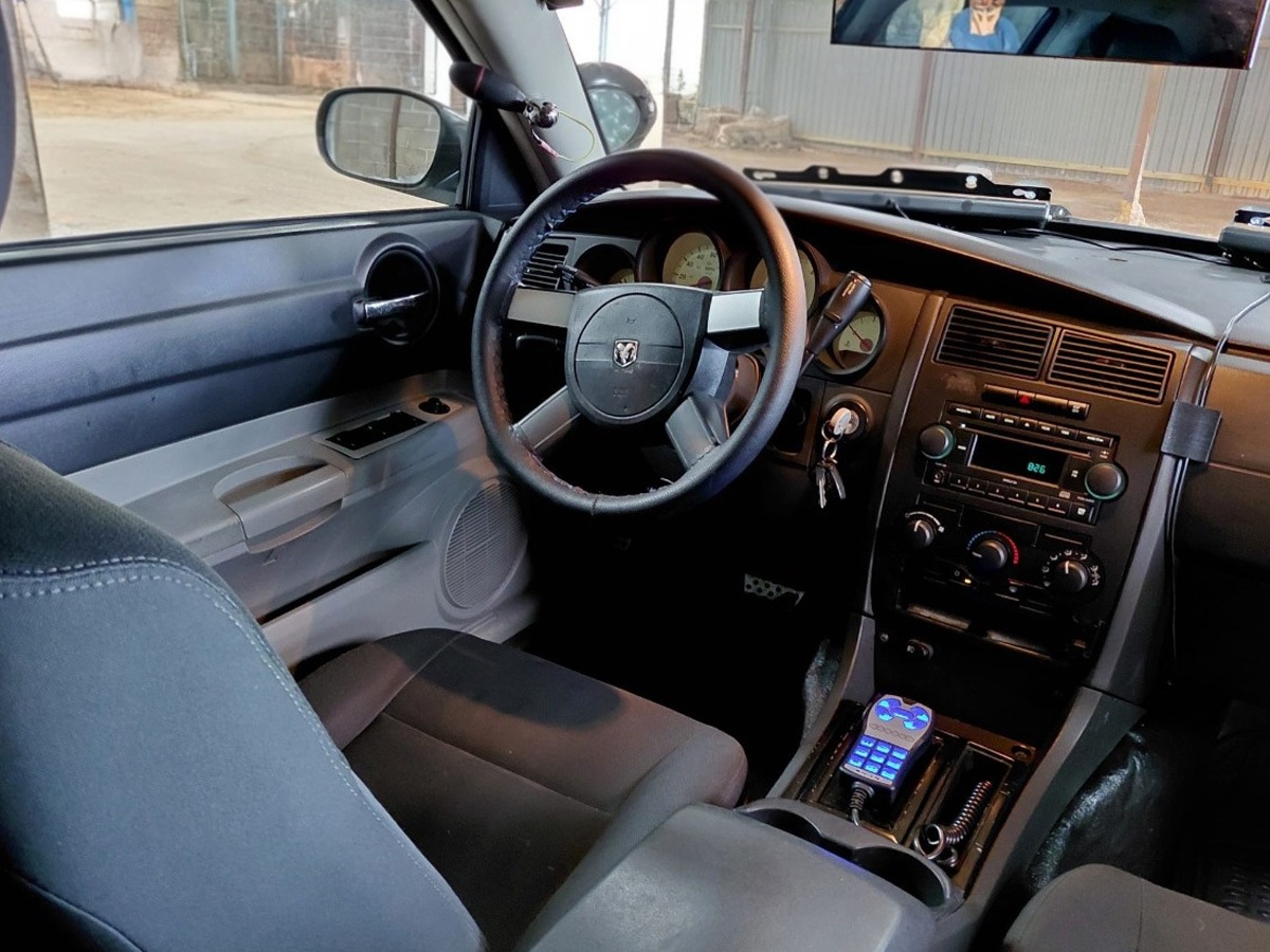 2006 Dodge Charger Image 8