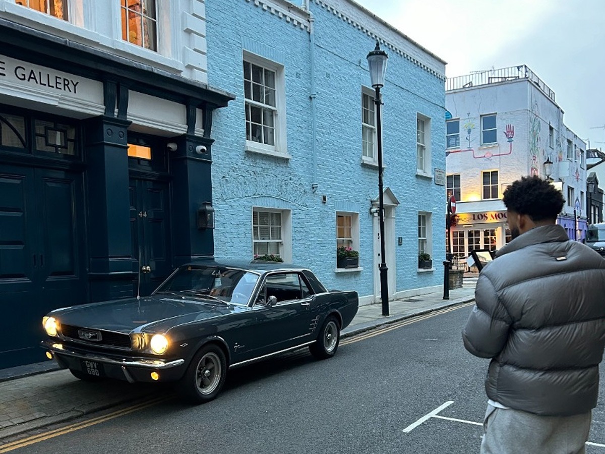 1965 Ford Mustang Image 2