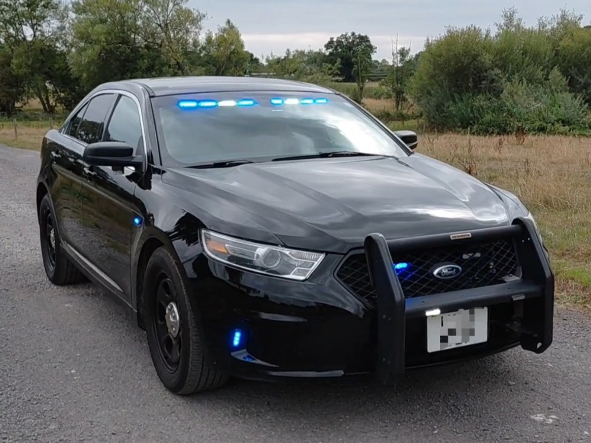 2015 Ford Taurus Image 1