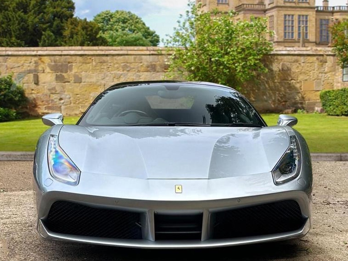 2018 Ferrari 488 Image 2