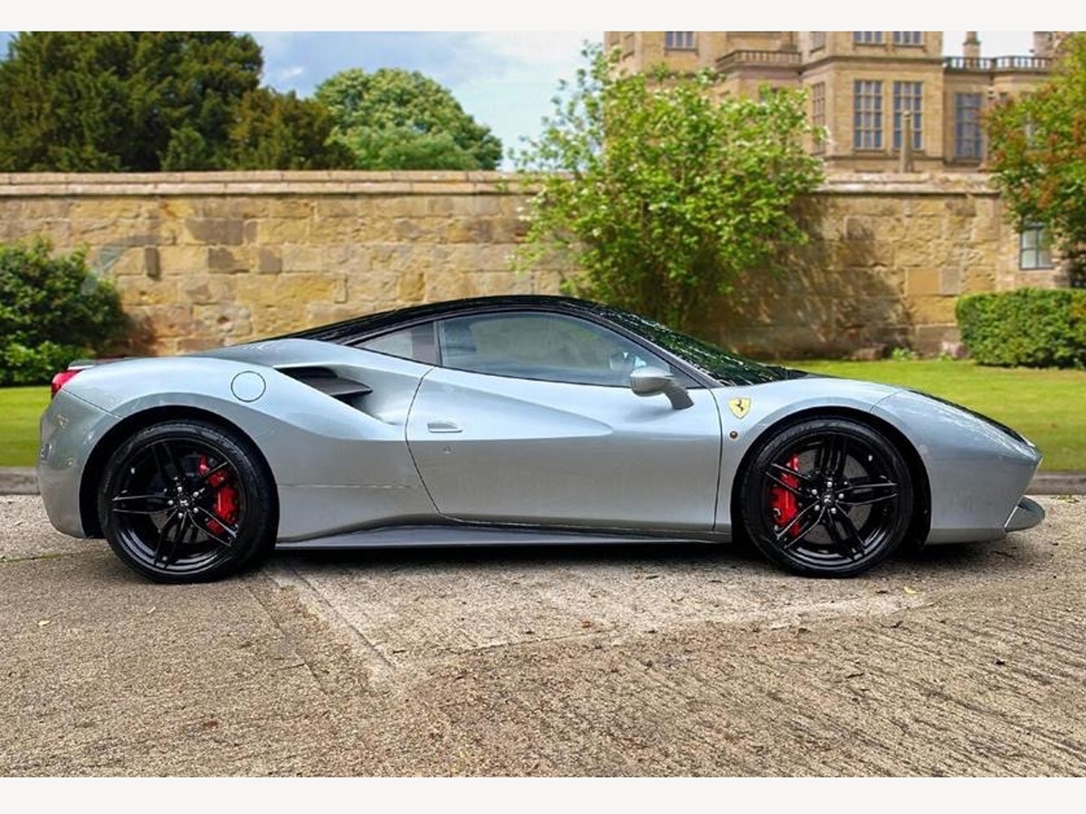 2018 Ferrari 488 Image 4