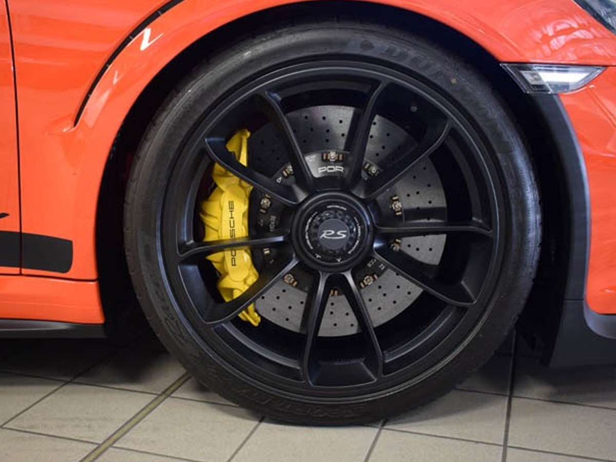 2016 Porsche 911 Image 8