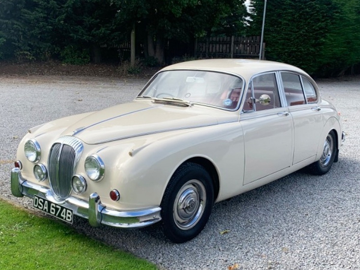 1964 Daimler V8 Image 1