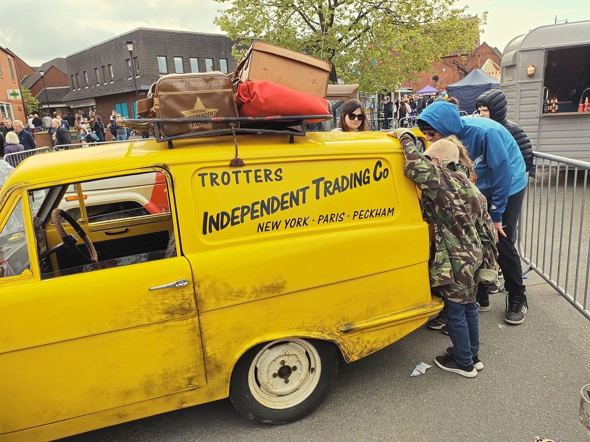 1973 Reliant Regal Supervan Image 18