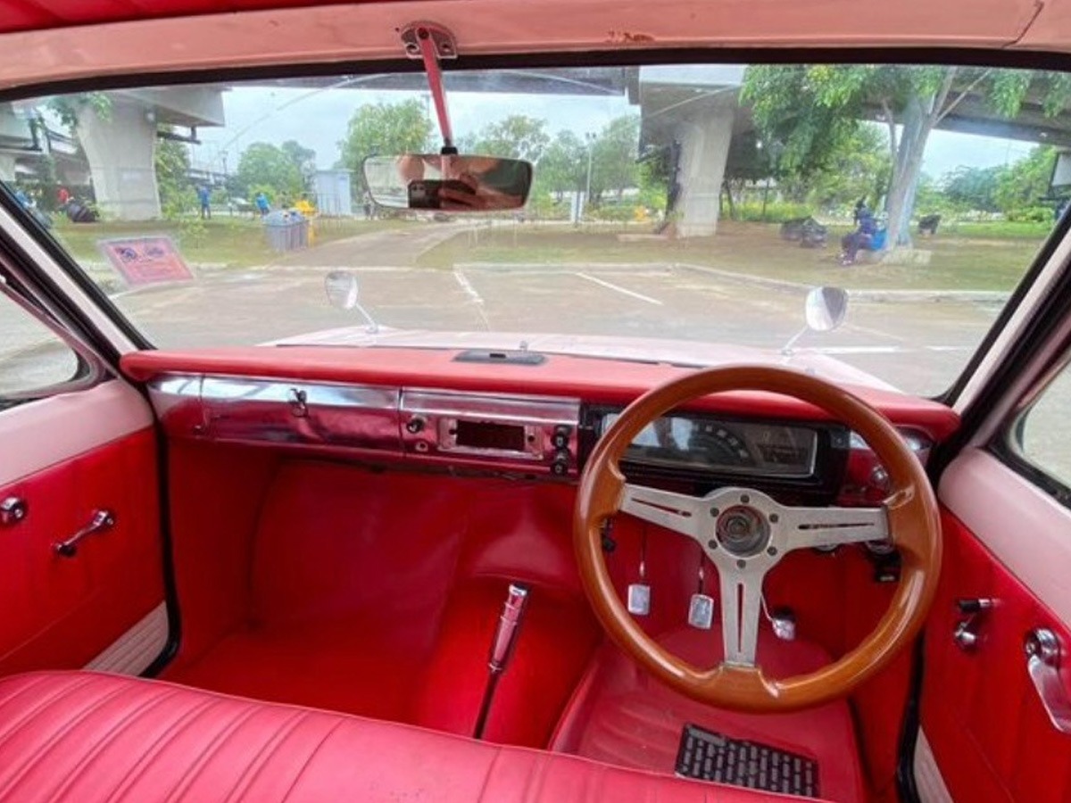 1970 Datsun 510 Image 7