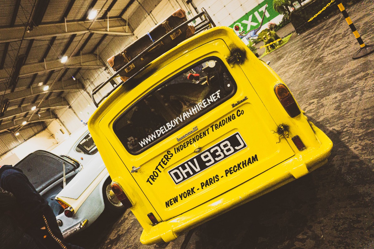 1972 Reliant Regal Supervan Image 2