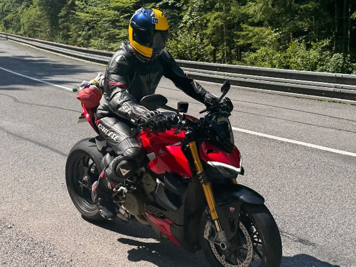 2021 Ducati Streetfighter Image 7