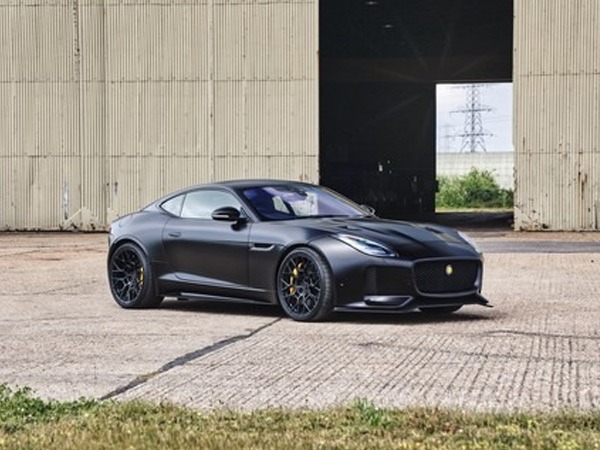 2019 Jaguar F-Type Image 2