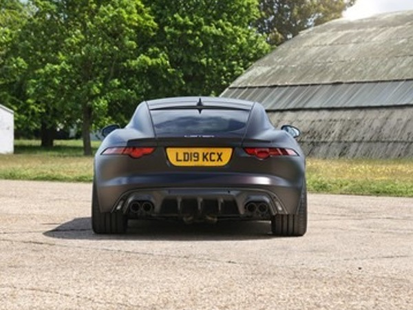 2019 Jaguar F-Type Image 5