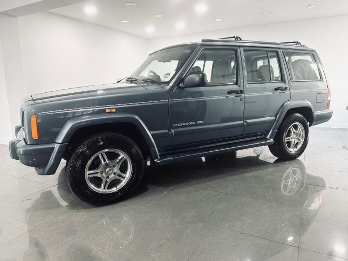 1998 Jeep Cherokee Image 2