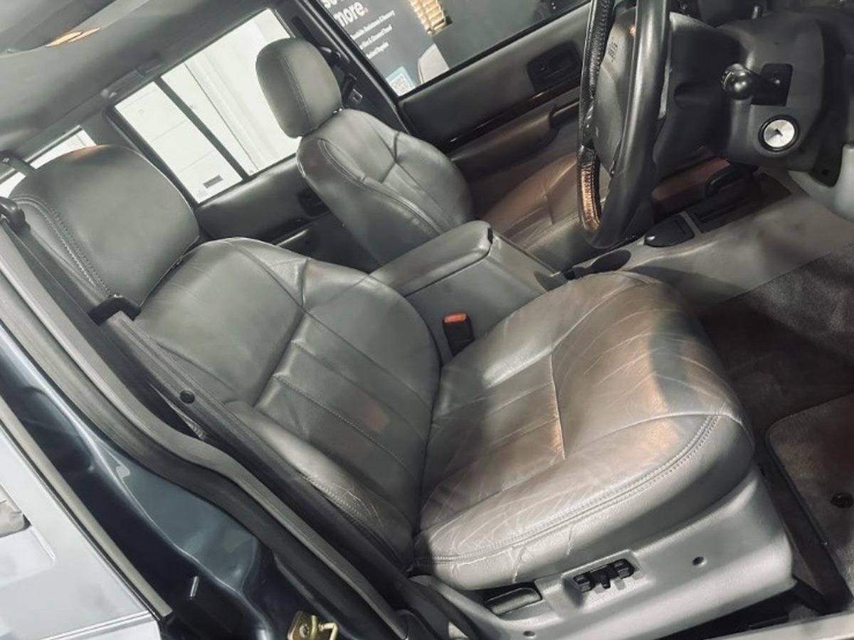 1998 Jeep Cherokee Image 11