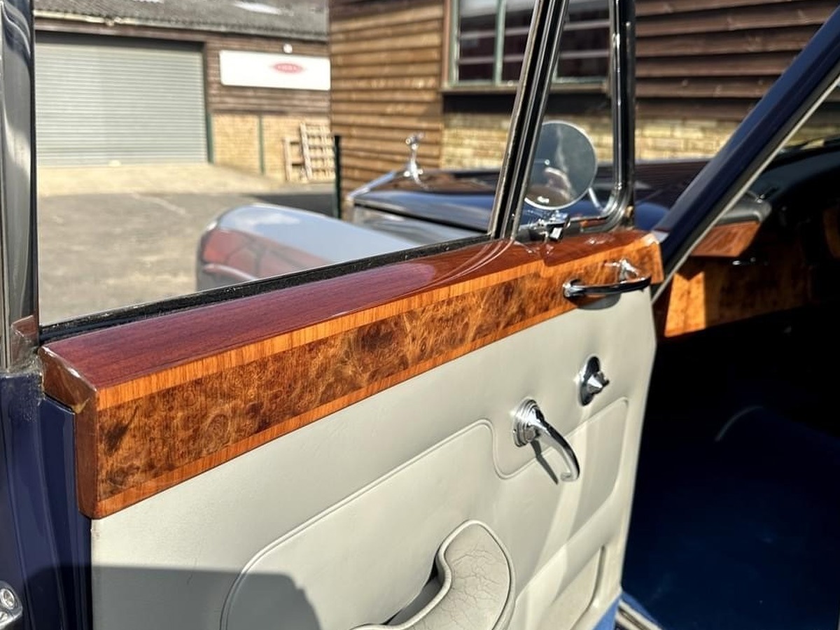 1965 Rolls-Royce silver cloud Image 8